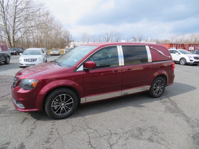 Used 2017 Dodge Grand Caravan SE Plus with VIN 2C4RDGBG2HR843603 for sale in Pottstown, PA