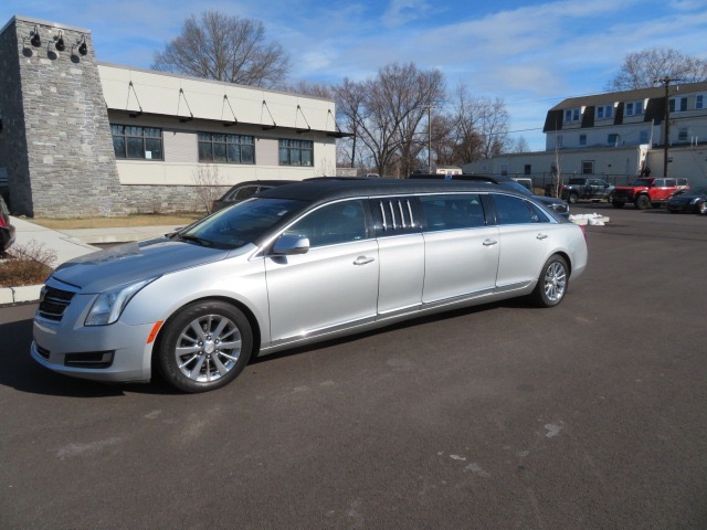 2017 Cadillac XTS's photo