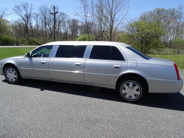 その他 2005 Cadillac DTSPresidential limousine Cadillac DTS Presidential Limousine 2005 State car was