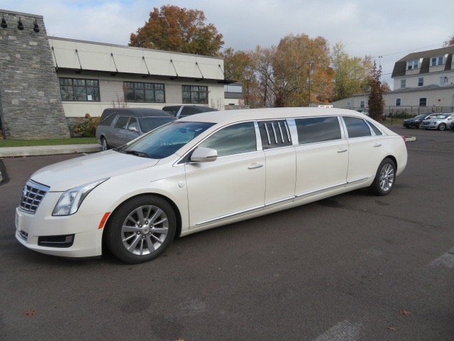 Used 2015 Cadillac Federal 70 inch Stretch Coachbuilder-Limo for sale $49,500 at Heritage Coach Company in Pottstown PA