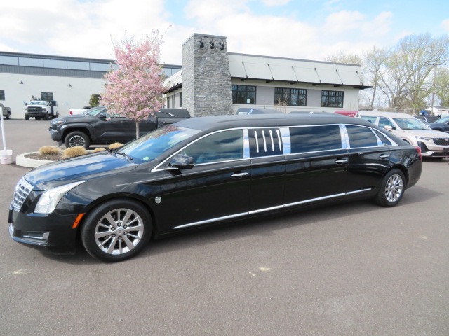 2014 Cadillac XTS's photo