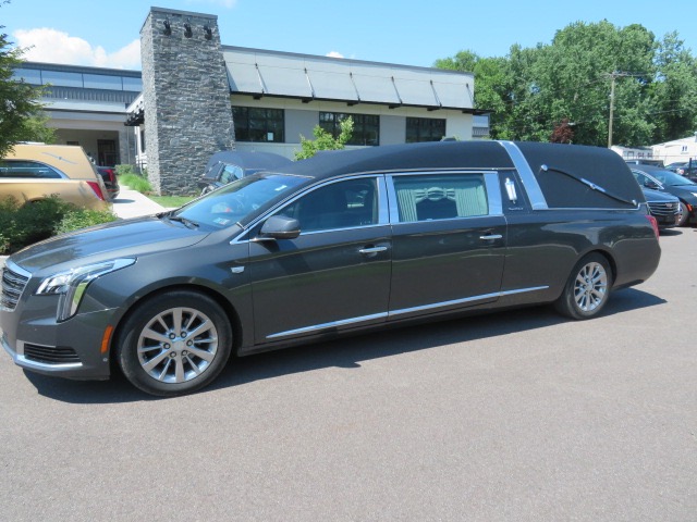 2019 Cadillac XTS Pro Coachbuilder-Funeral Coach