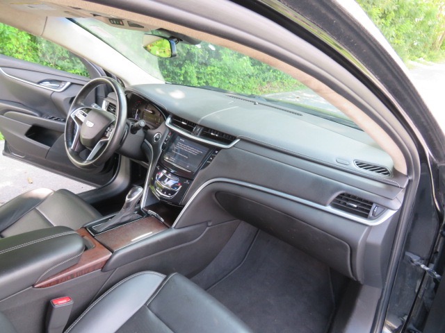2019 Cadillac XTS - Photo 14