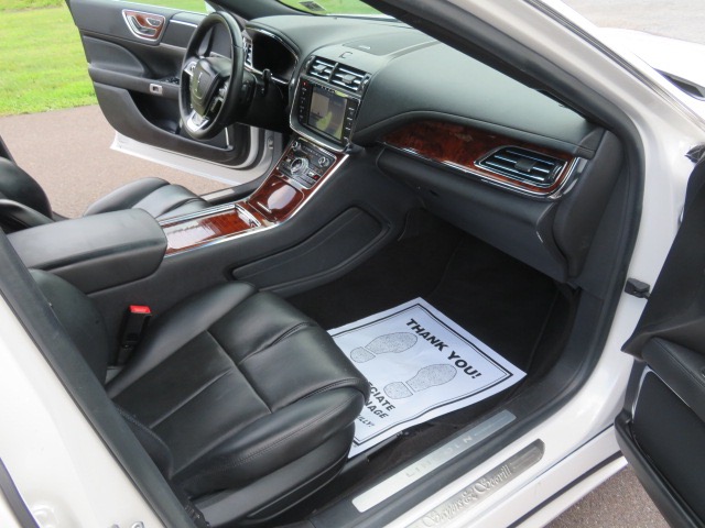 2020 Lincoln Continental Livery - Photo 9