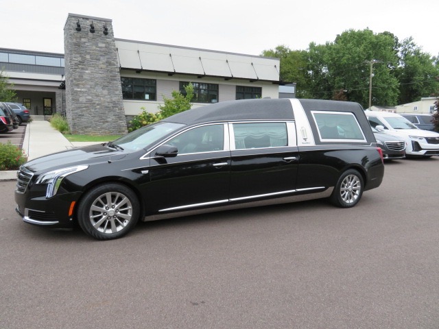 2019 Cadillac XTS's photo