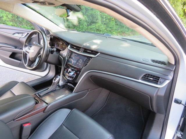 2019 Cadillac XTS - Photo 12